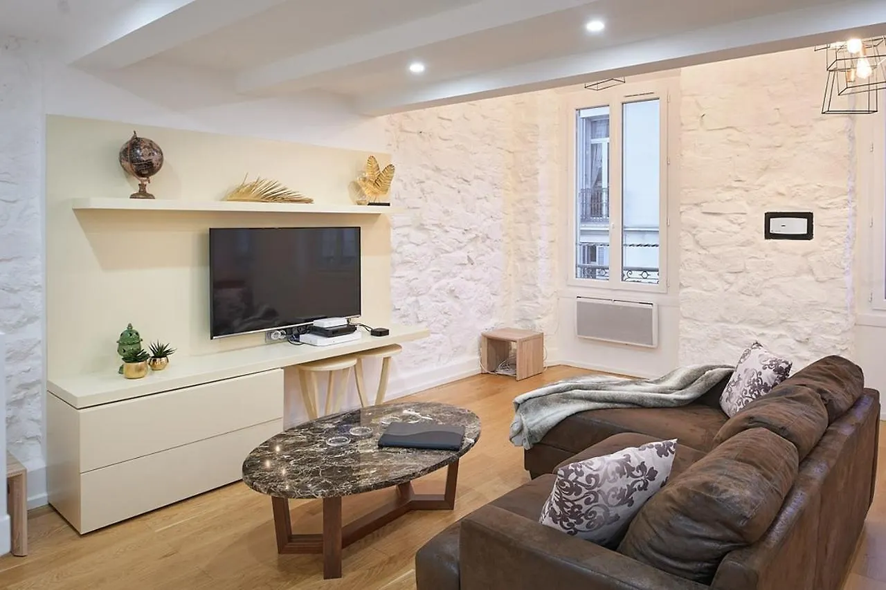 Apartment Sunlight Properties - Palme D Or - 2 Bedrooms, Modern Holiday Rental Apartment, Hyper Central Cannes