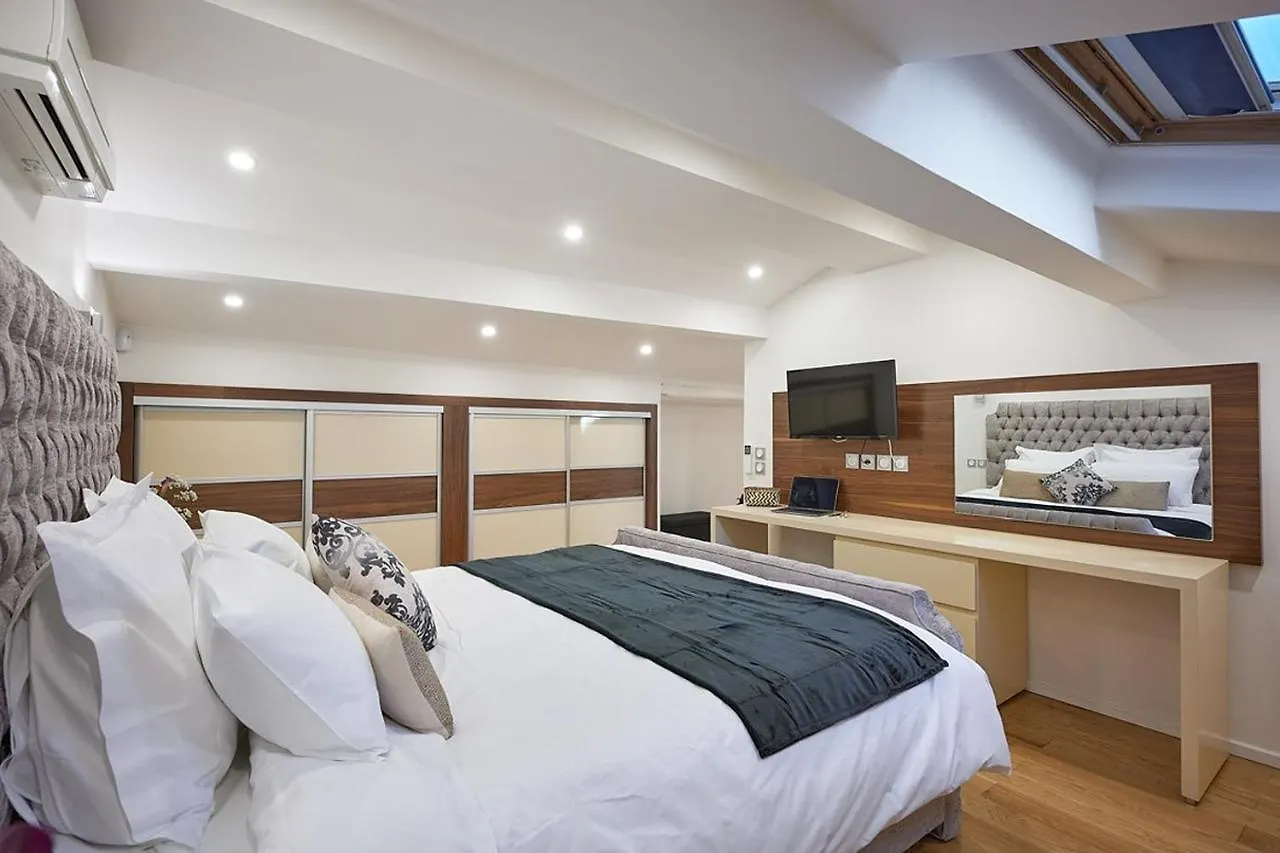 Sunlight Properties - Palme D Or - 2 Bedrooms, Modern Holiday Rental Apartment, Hyper Central Cannes France