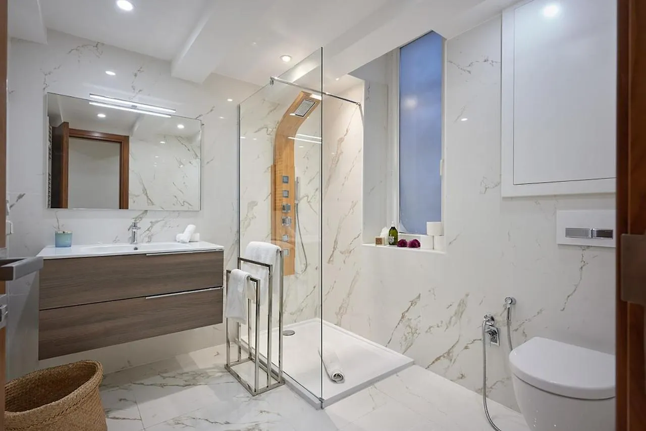 Sunlight Properties - Palme D Or - 2 Bedrooms, Modern Holiday Rental Apartment, Hyper Central Cannes 0*,  France
